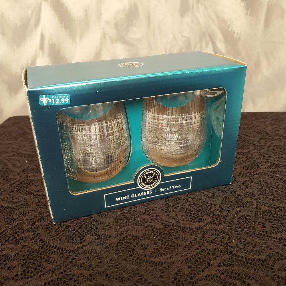 🤩3/$15! NIB NWT Modern Expressions set of 2 stemless wine glasses (silver)